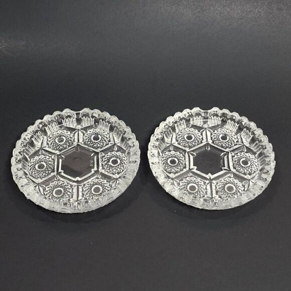 2 Vintage 4.5" Dia Italian Glass Sawtooth Ashtray Cut Crystal Starburst Pattern - Picture 1 of 8